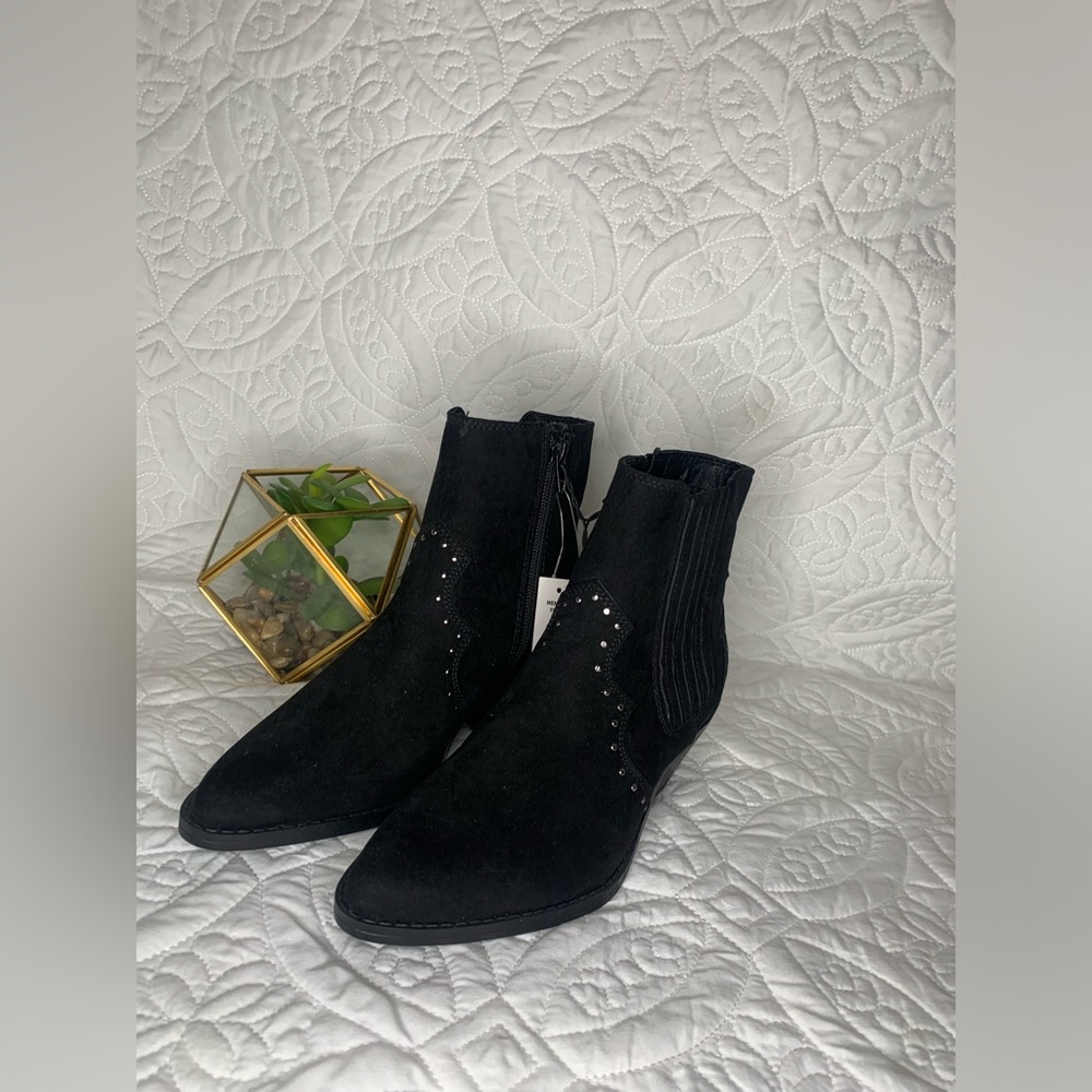 Women's Western Cowboy Boots Stacked Heel Pointed Toe Side Zipper Boots